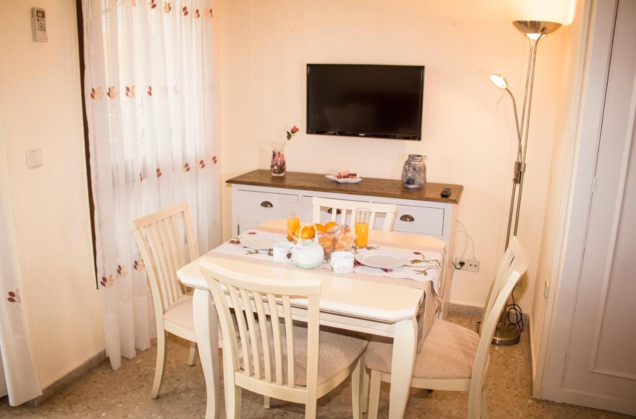 Aloha Playa Apartment With Ocean Views And Pools Benalmádena Dış mekan fotoğraf