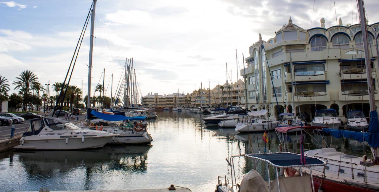 Aloha Playa Apartment With Ocean Views And Pools Benalmádena Dış mekan fotoğraf