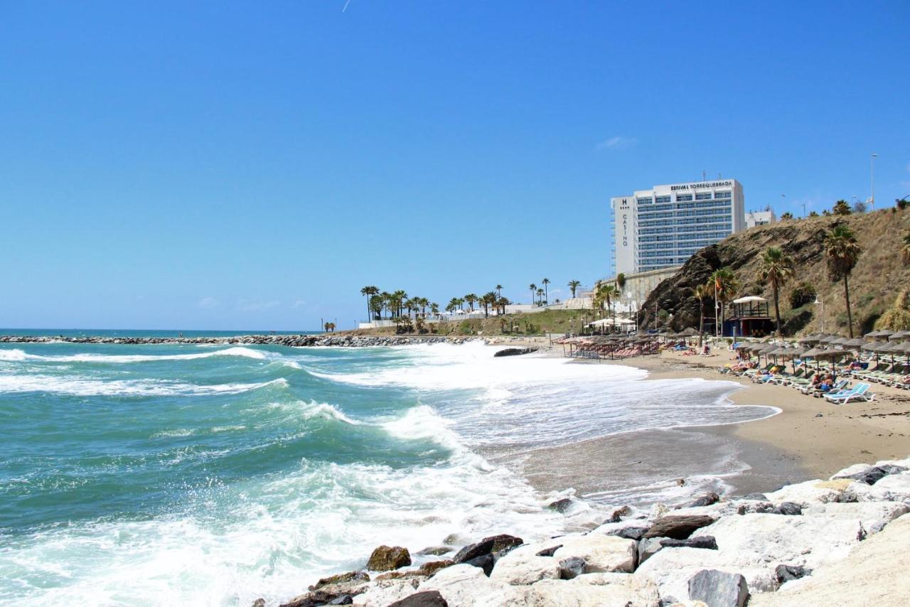 Aloha Playa Apartment With Ocean Views And Pools Benalmádena Dış mekan fotoğraf
